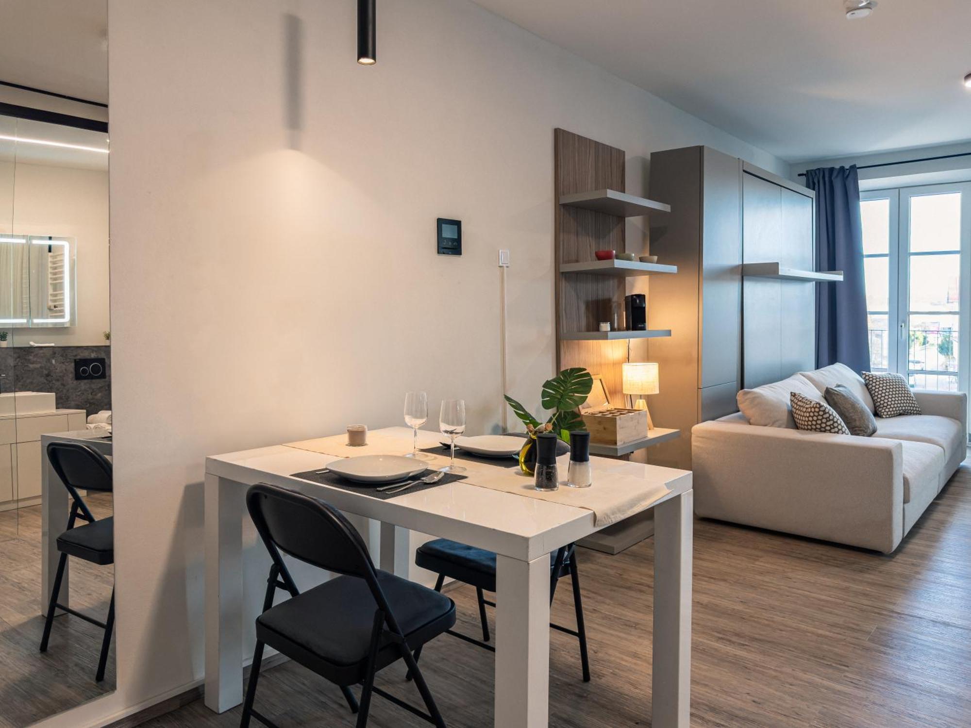 Crest - Riverside Lofts Mit Parken I Balkon I Kueche I Regendusche Πασάου Εξωτερικό φωτογραφία